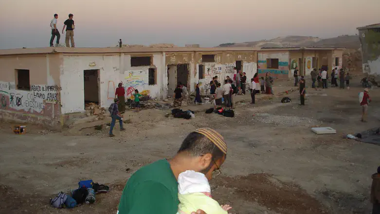 Aliya to Shdema 2008