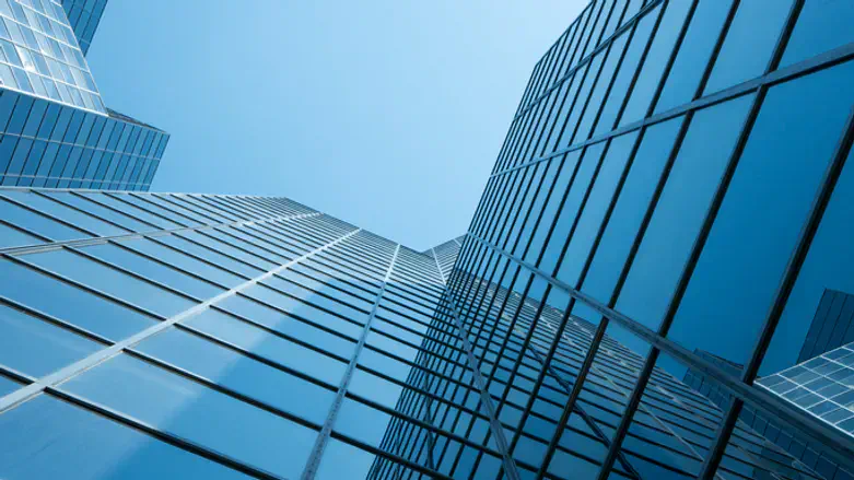 מגדל, אלוסטרציה