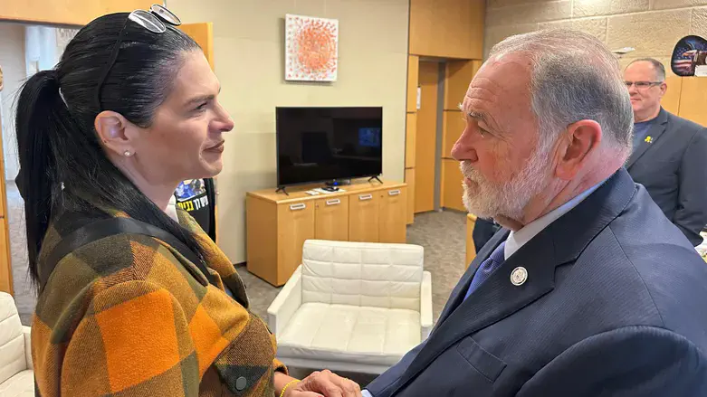 Talik Gvili and Amb. Huckabee