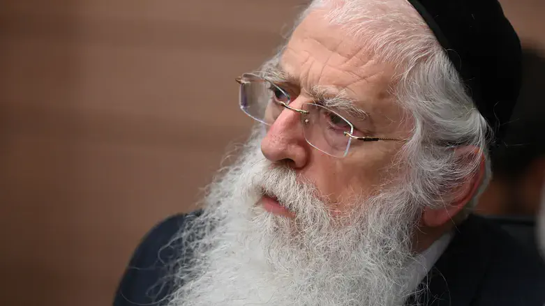 מאיר פרוש בדיון