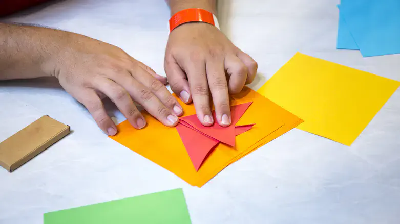 פיתח קיפול חזק פי 10,000