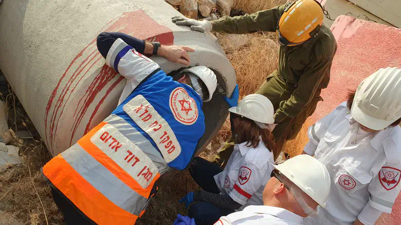 Canadian doctors train with MDA