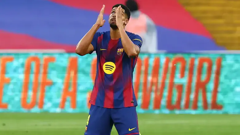 ארואחו במדי ברצלונה