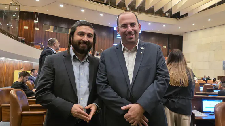 רוטמן וסוכות במליאה