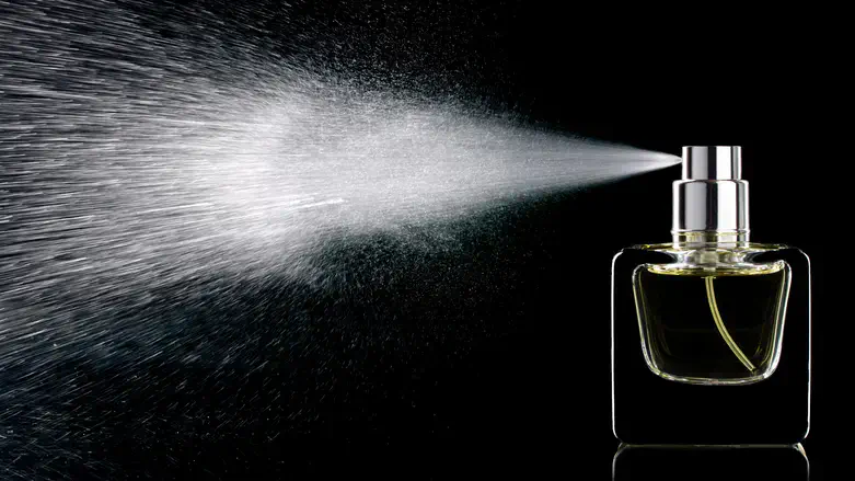 Spraying perfume, illustraton