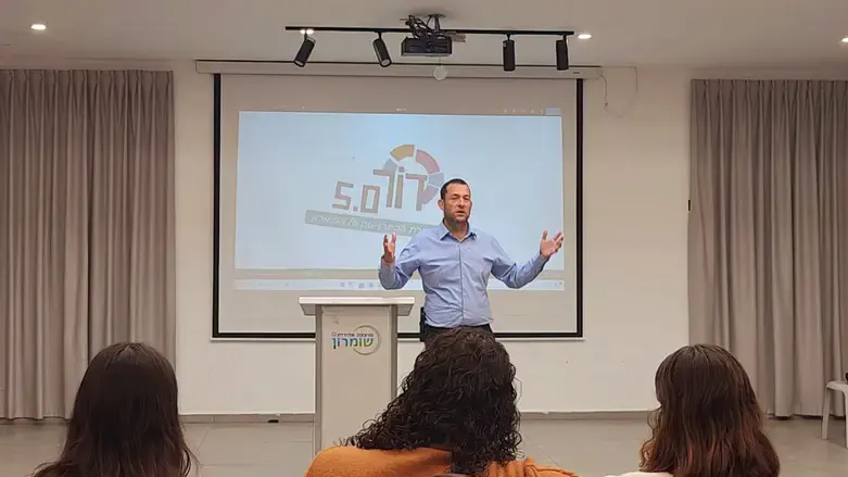 יוסי דגן בכנס