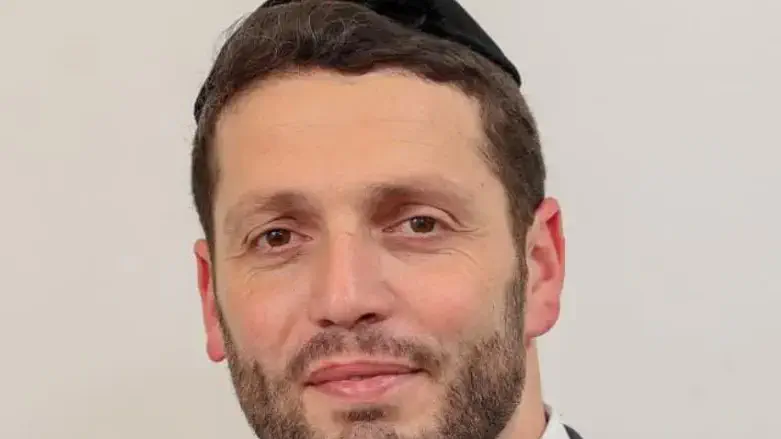 חננאל שם טוב