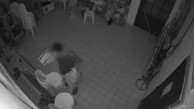 Footage of a break-in