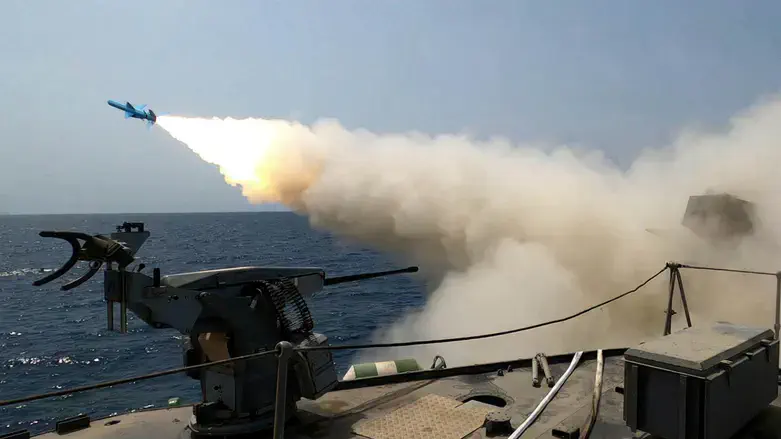 התקשורת חוזרת לקונספציה