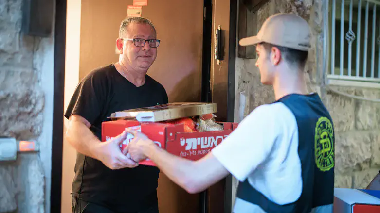 Pantry Packers and Israel's food crisis