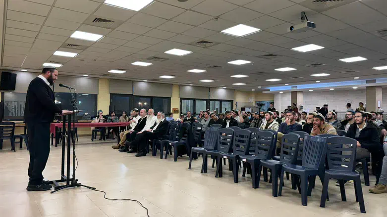 הרב שחר אימבר באזכרה