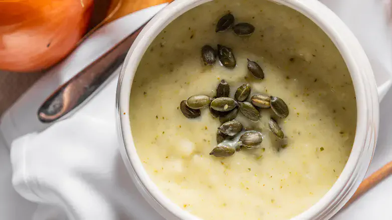 מרק ברוקולי מוקרם מפסטיבל המרקים של ענבל