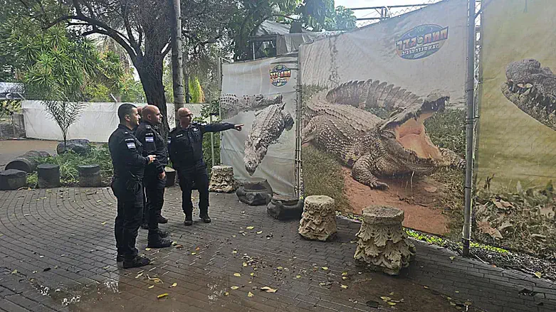 The IPS officers in Hamat Gader