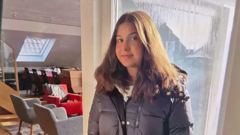 שרלוט נידהאם