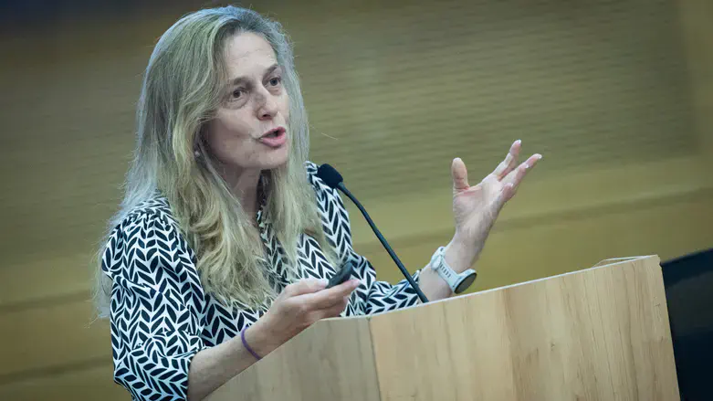 Доктор Шарон Альрои-Прайс