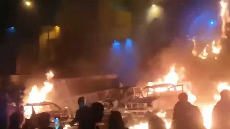 המהומות בטהרן