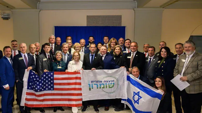 יוסי דגן עם המחוקקים בג'ורג'יה