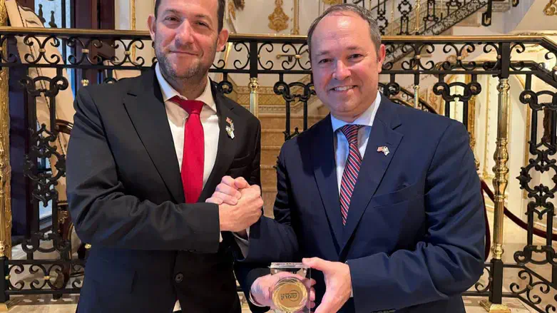 Yossi Dagan & Rep. Marlin Stutzman