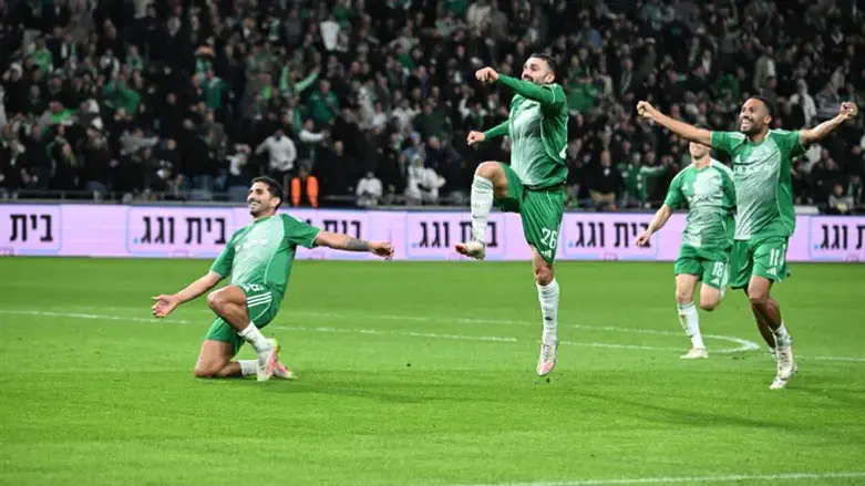 שחקני חיפה חוגגים הערב תבוסה