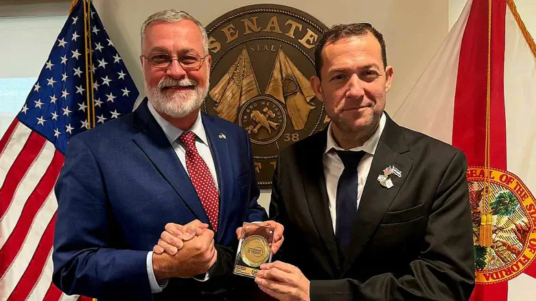 דגן עם בן אלבריטון