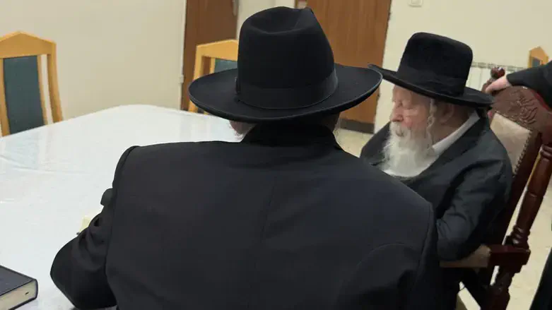 הרב לאזאר עם האדמו"ר מגור