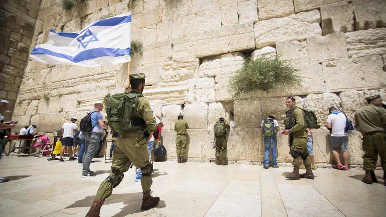 Netzah Yehuda at the Kotel