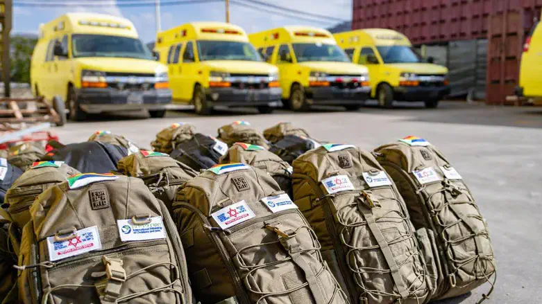 Ambulances sent to Syria