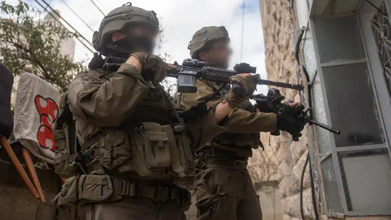 Силы ЦАХАЛа при операции в Хевроне