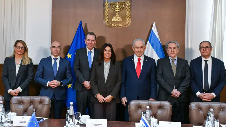 Netanyahu, Regev, and the delegation