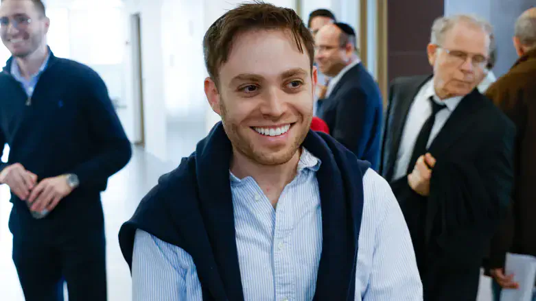 Ари Розенфельд