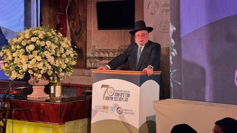 הרב פנחס גולדשמידט