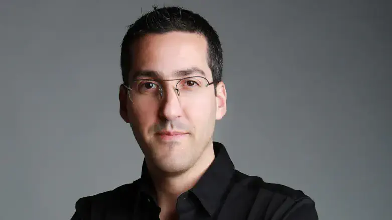 עו"ד רפאל אלמוג