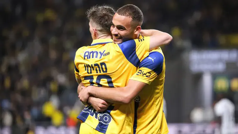 שחקני מכבי חוגגים הערב תבוסה נוספת