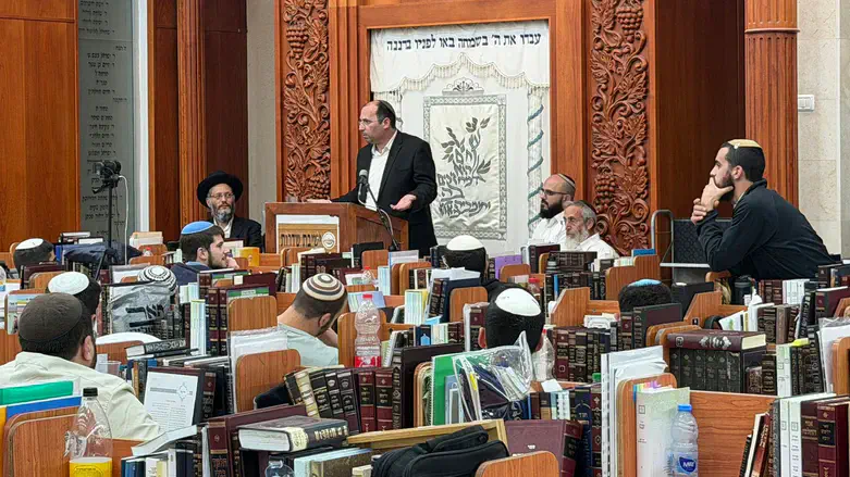 ח"כ רוטמן בישיבה