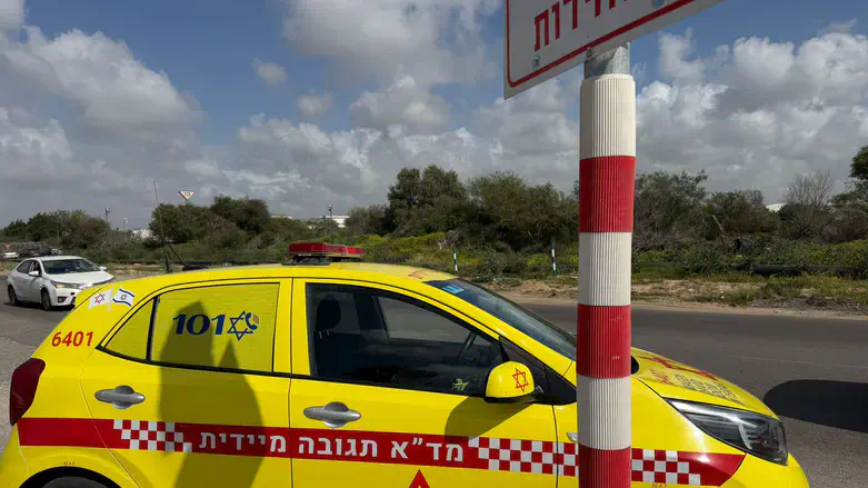 כוחות הצלה בזירה