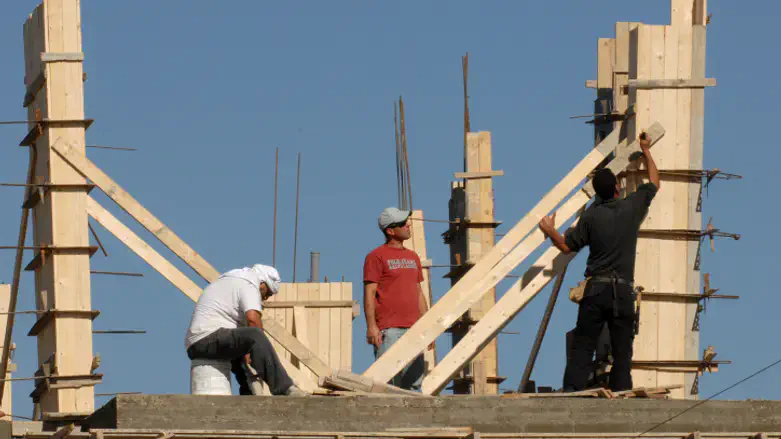 בנייה בחשמונאים