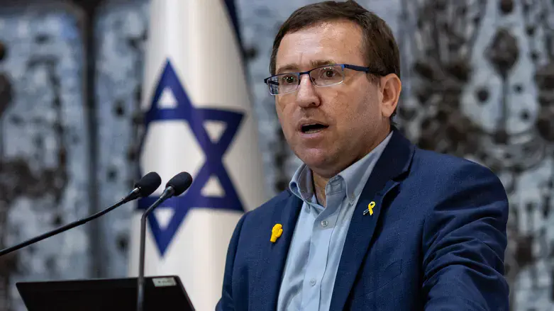 Профессор Хагай Левин