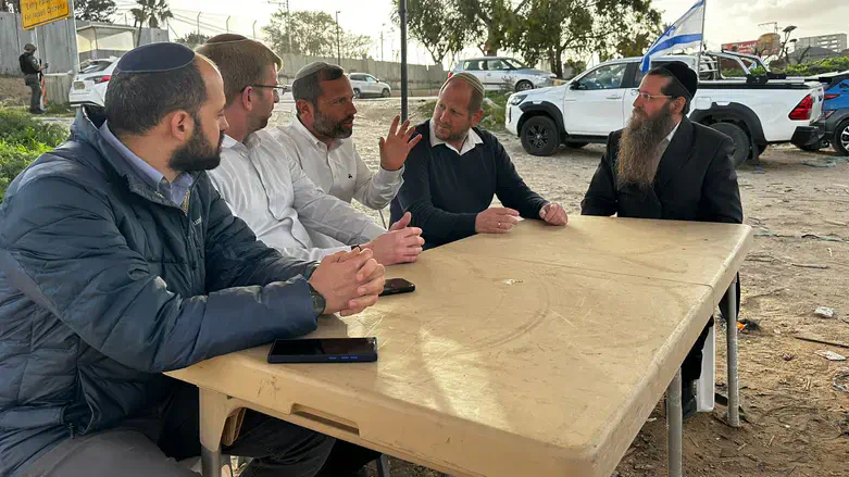 ראשי הרשויות במאהל המחאה