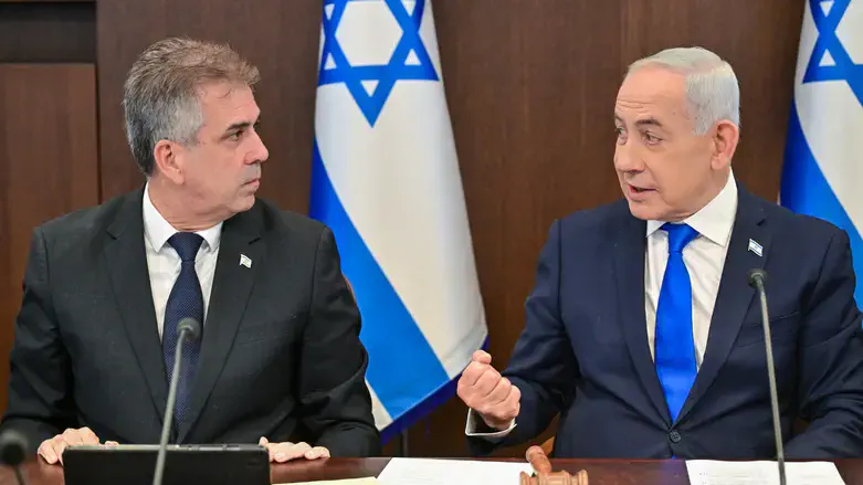 Minister Cohen and PM Netanyahu