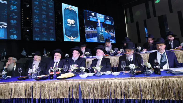 הרבנים שהשתתפו בועידה