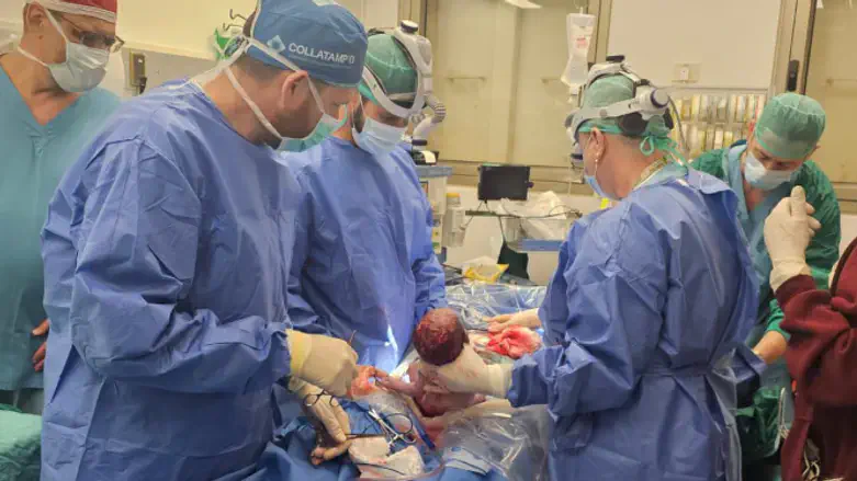 ניתוח תחת אזעקה