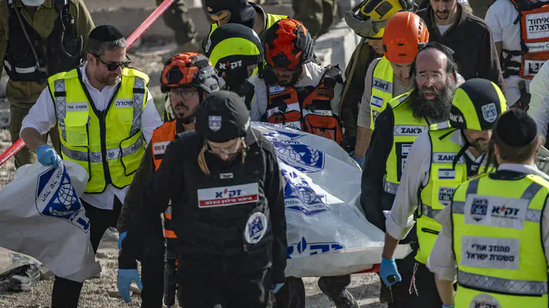 אברהם קאפ בזירה