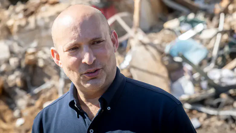 בנט בזירת נפילה