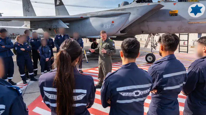 Tomer Bar with his soldiers