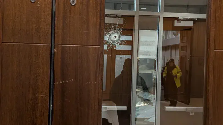 Shooting at Toronto synagogue