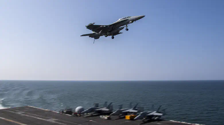 חיל האוויר האמריקני בדרך לתקיפה