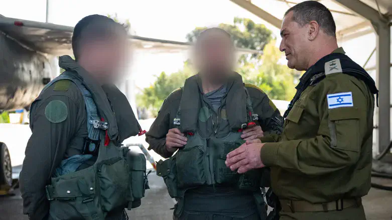 Eyal Zamir at the Tel Nof base