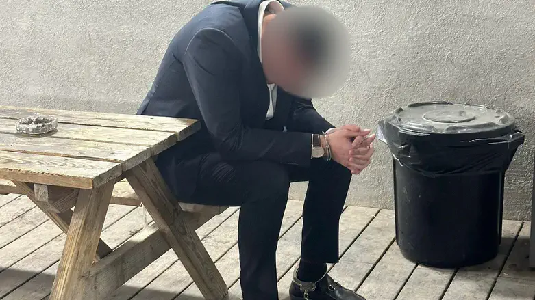 נעצר בדרך לשבע ברכות