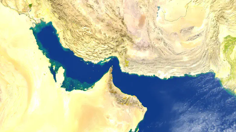 Persian Gulf, Strait of Hormuz