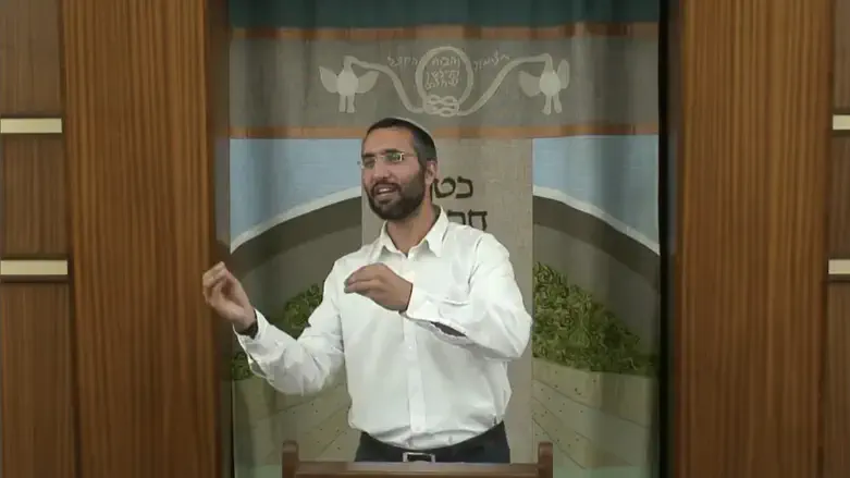 הרב שגיא כהן בישיבת הגולן